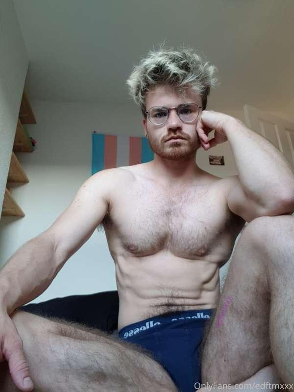Join me in bed? 😈👅💦