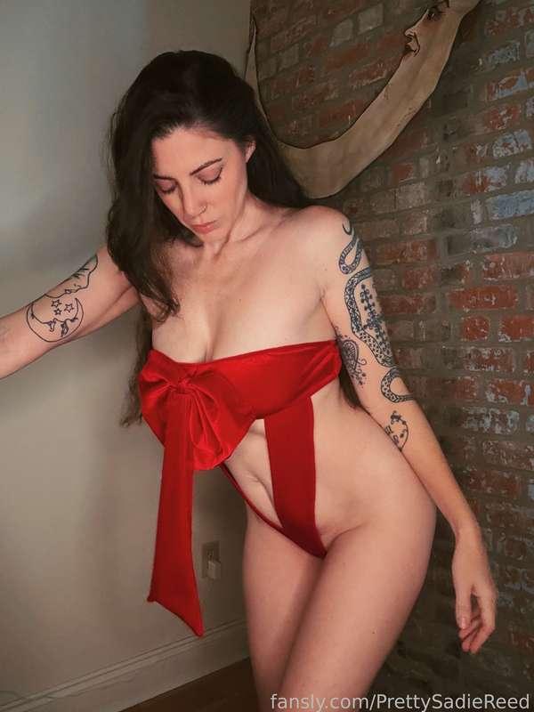 prettysadiereed image #1
