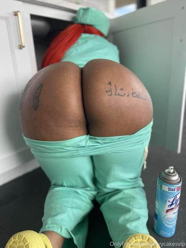 Would you hit it hard from the back? 😈