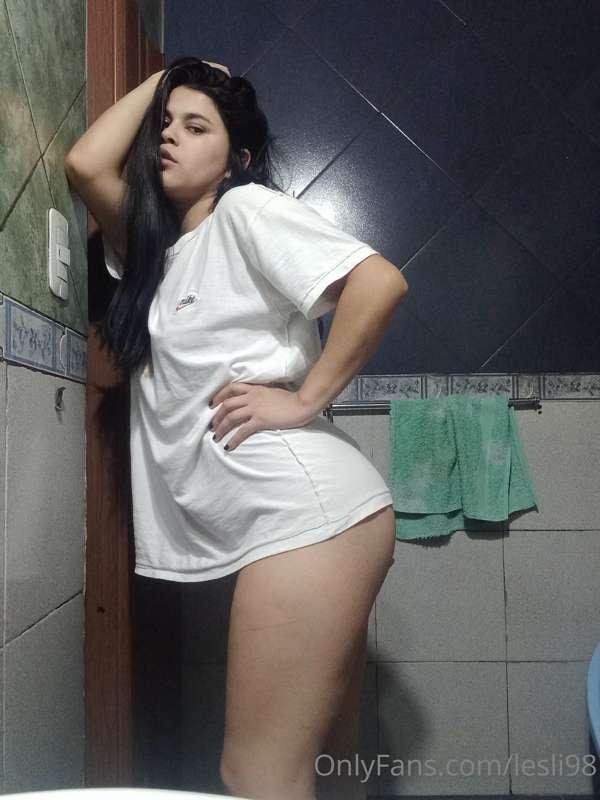 here active💋💋💋
wanting to play horny you and me 😏