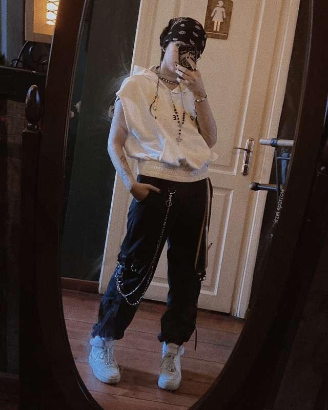 Fit check post cuz I look too good not to share it everywher..
