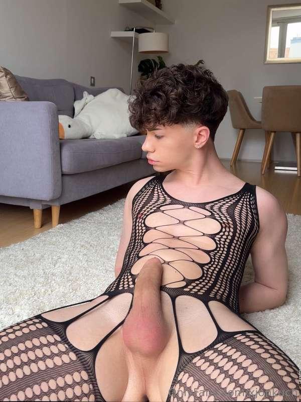 you all wanted to see me in this mesh onesie 👀
