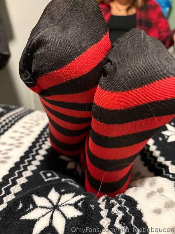 mrs_footjobqueen image #15