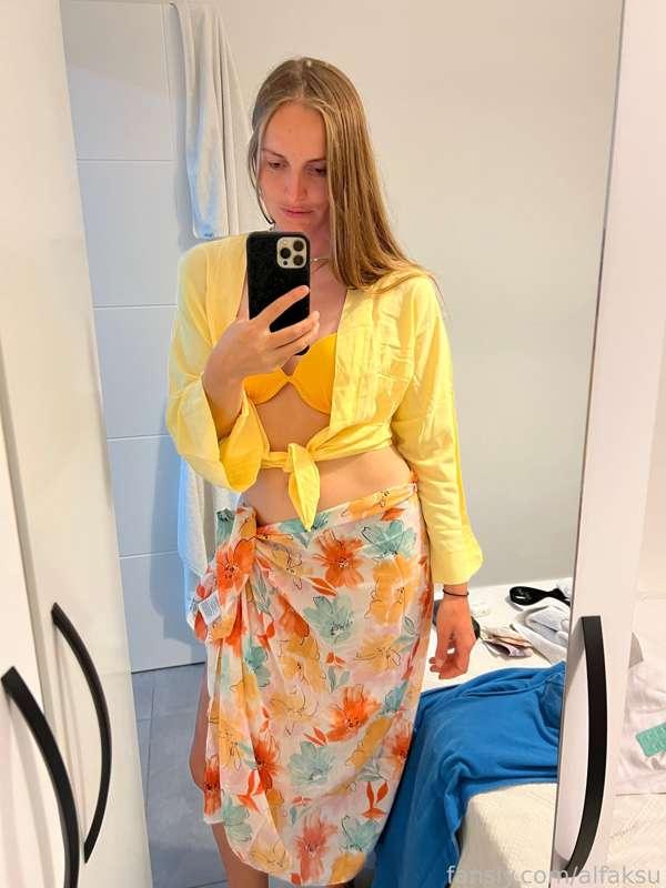 I bought this for an underwater dance 💛