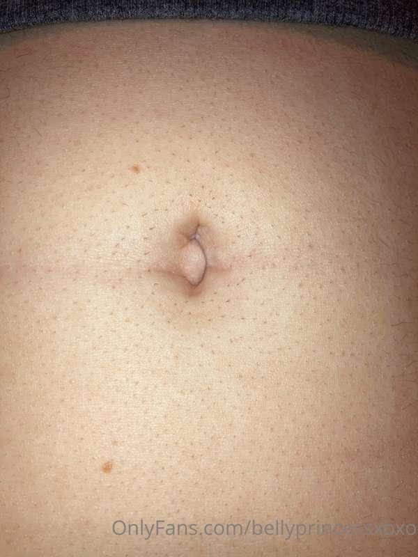 Belly button!
