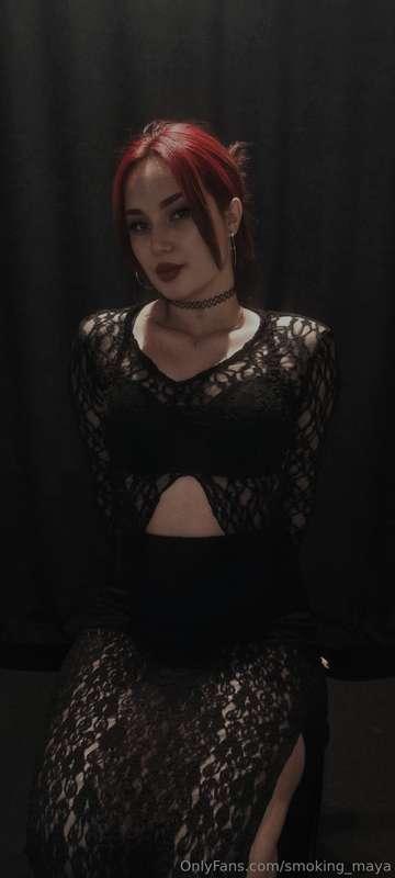 Some sexy pics for you 💋🚬