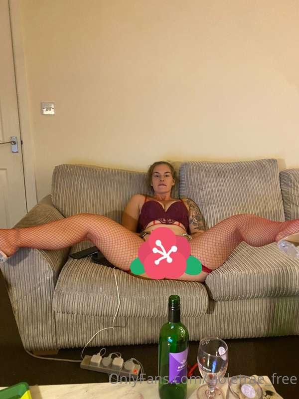 Uncovered pic here for You 🫠