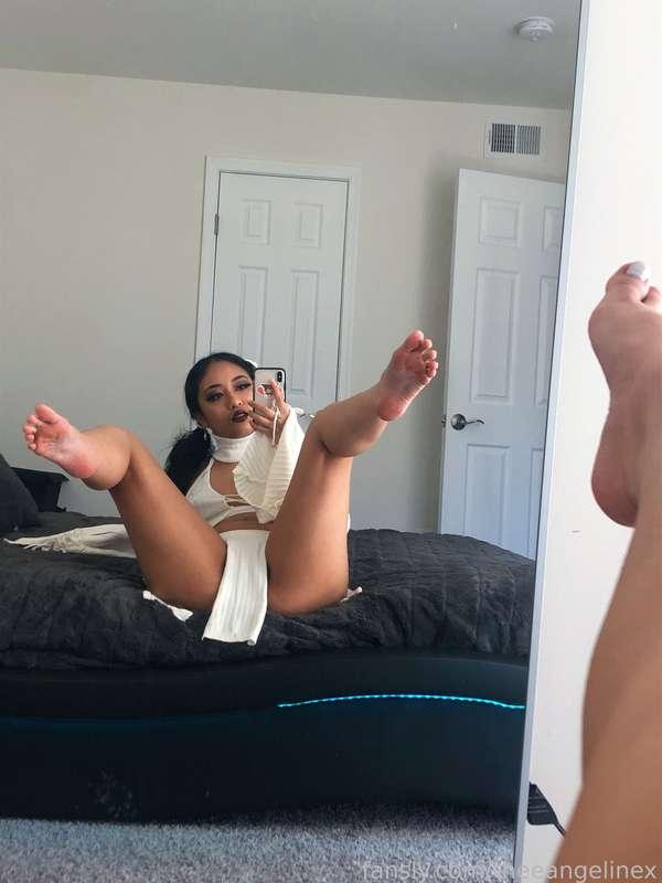 theeangelinex image #9