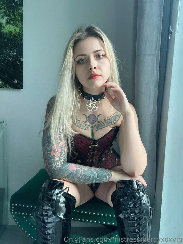 mistressmercyxoxvip image #3