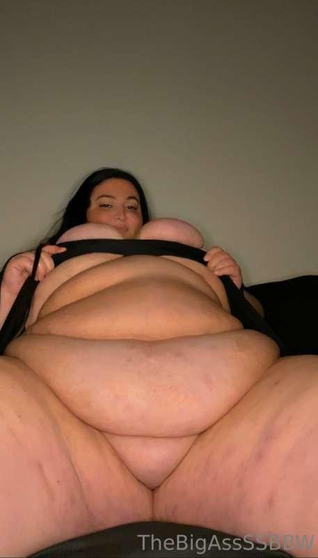 in the mood to stuff & drink like a fat fat fatty all weeken..