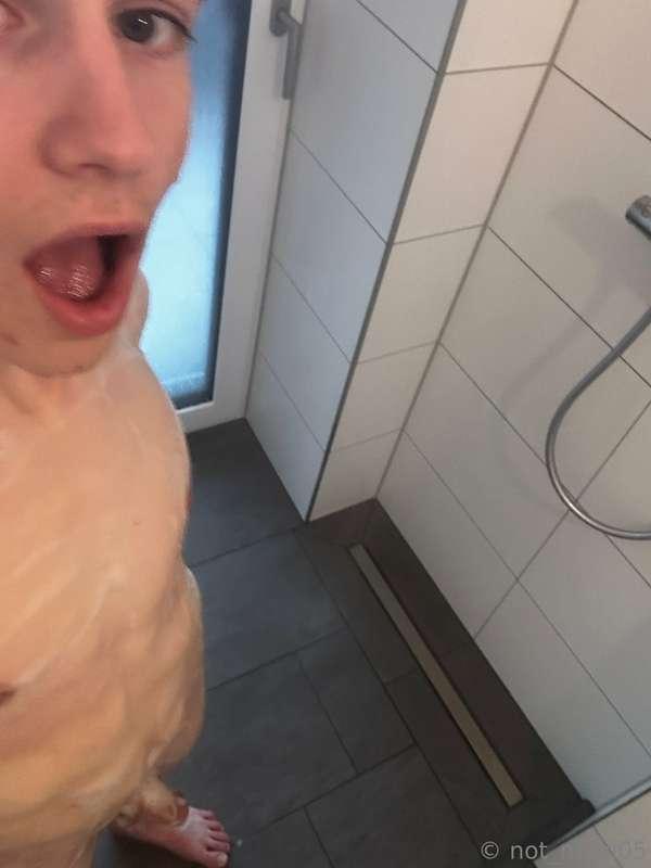 I love my new shower, plenty of room for company🤭😈