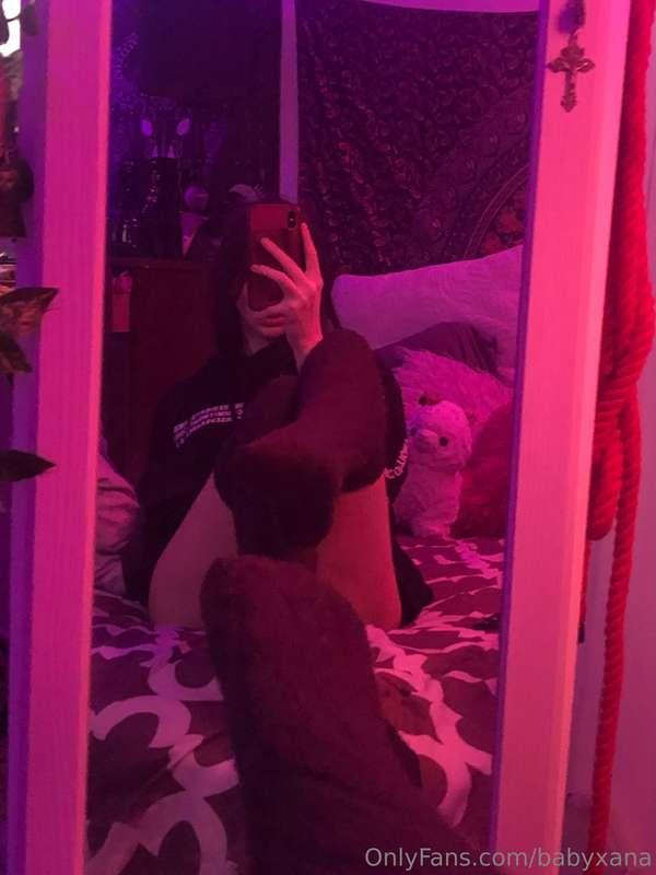 knee socks by arctic monkeys