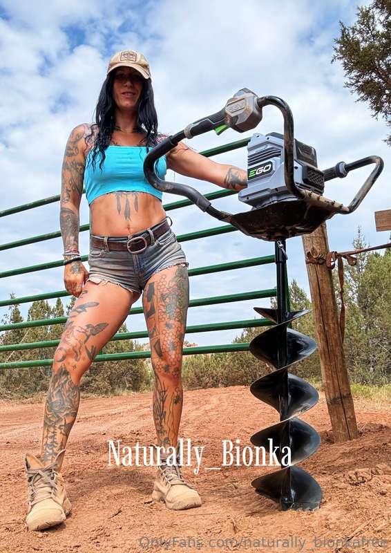 Think you could keep up!? 😉💋