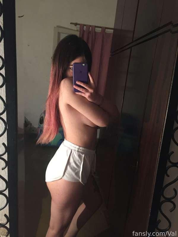 yourgirlfriendval image #2