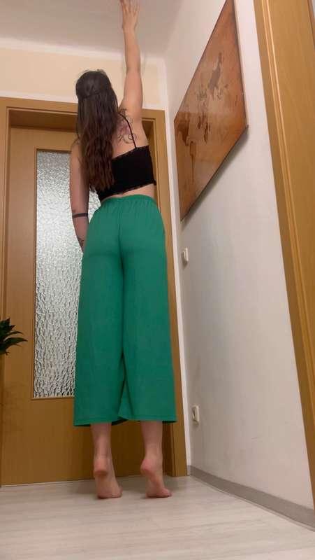 Touching the ceiling 💚