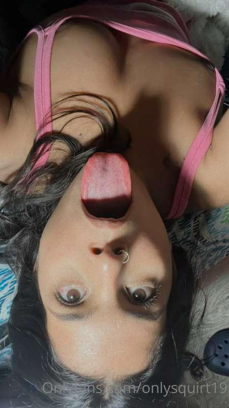 I'm ready for you to fuck my mouth👅