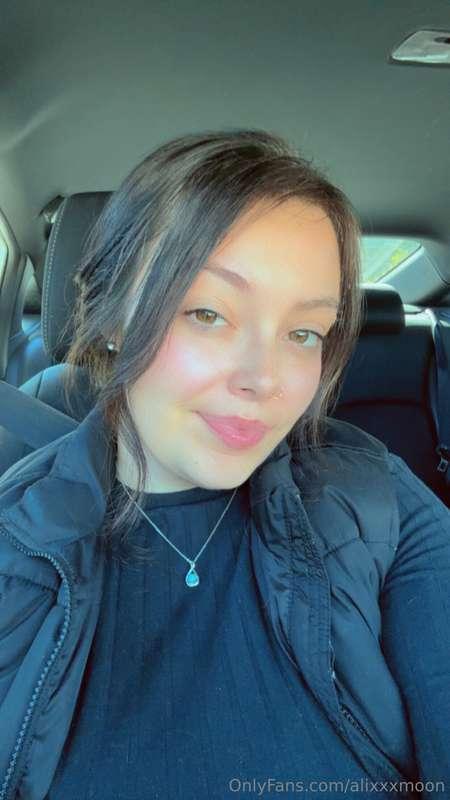 Happy Friyay 🥰🤍