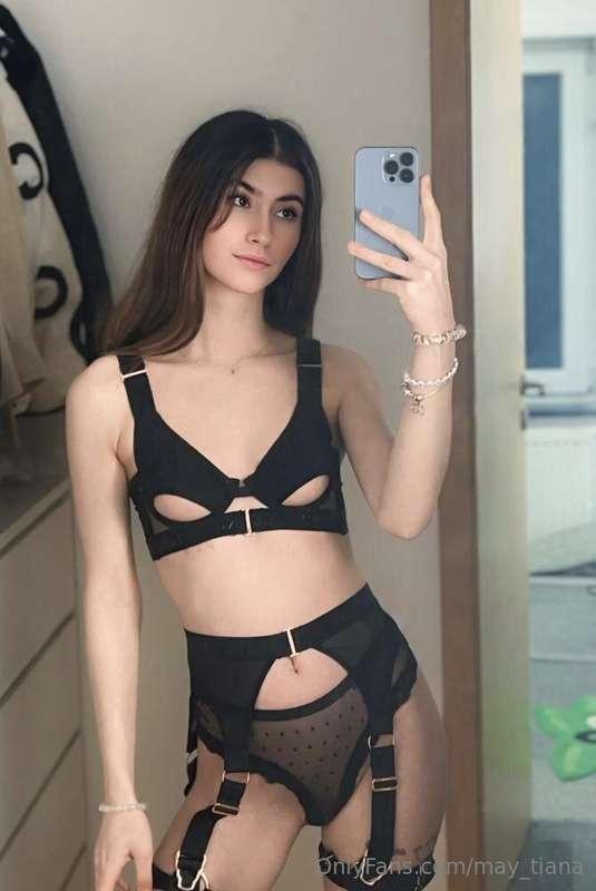 Subscribe to the profile @xelenadelia and get content after ..