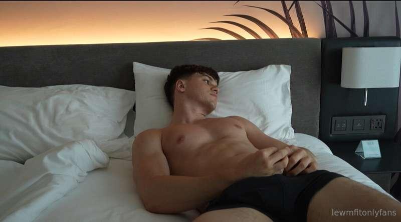 Lay next to me 