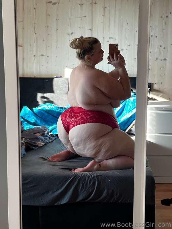 bootyassgirl image #3