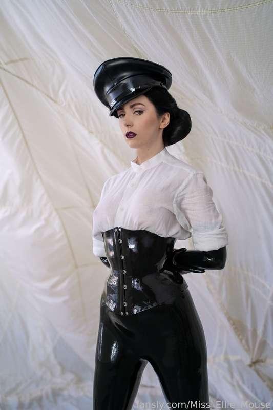 Your commander is here! You must be ready! #fyp #latex #kinky #fetish #goddess #findom
