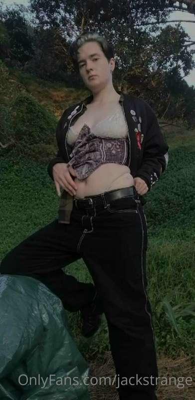 Outdoor fun - who wants to see the ones where I got my titti..