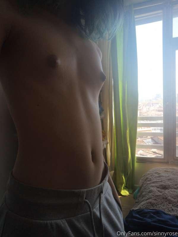 sinnyrose image #2