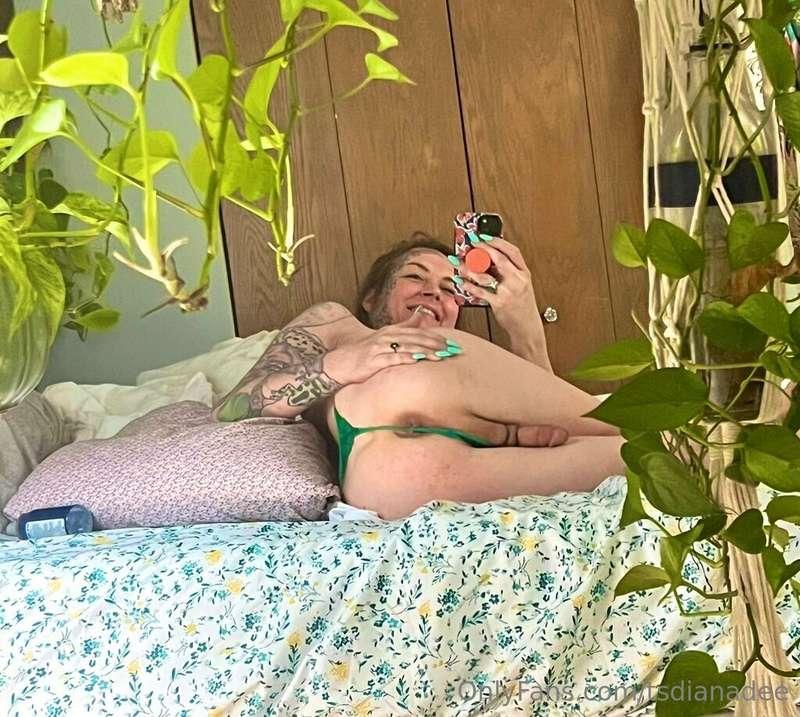 💚🍃🐸🐸