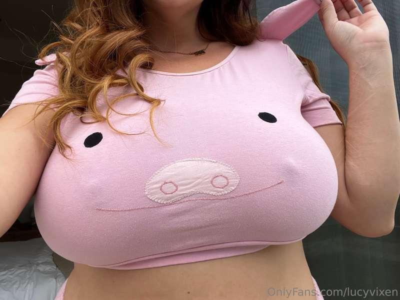lucyvixen image #0