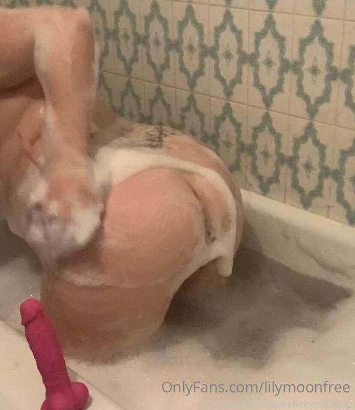 Ta envie de venir te laver avec moi ?!?!