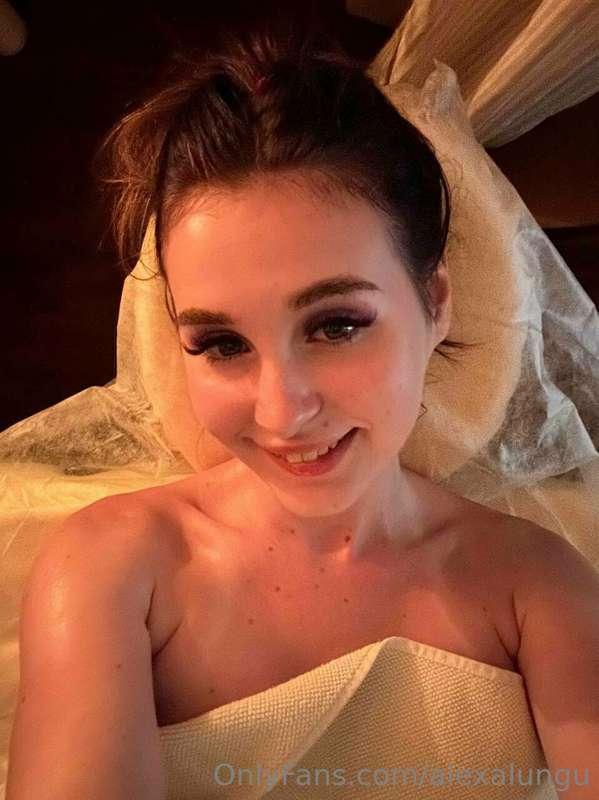 Do you want to feel how hot I am?😈