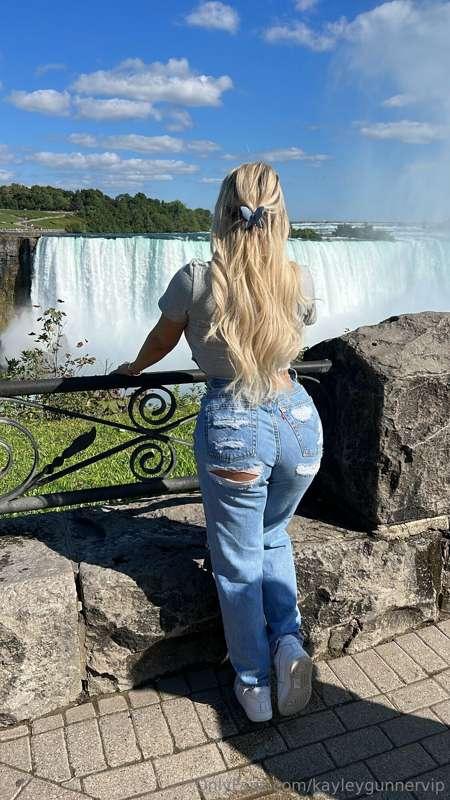# Enjoying the view😍