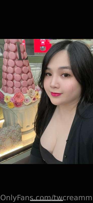 I’ll be at seattle till 4/23 Sunday! 
April is also my birth..