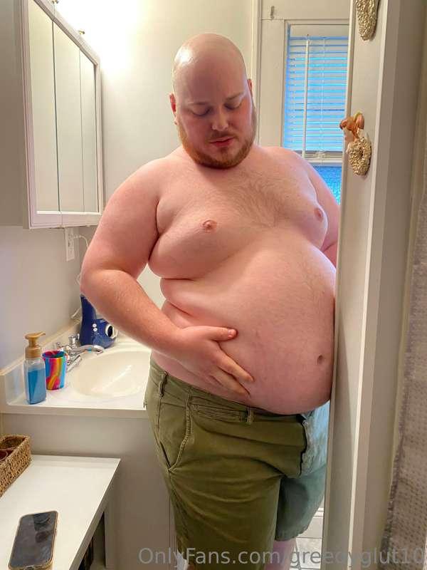 My friends bathroom is the next thing I wanna outgrow. It’s ..