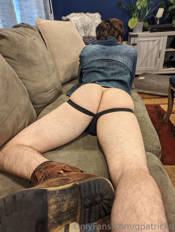 Is this how you ask to be filled up and used?? 🤤🤤