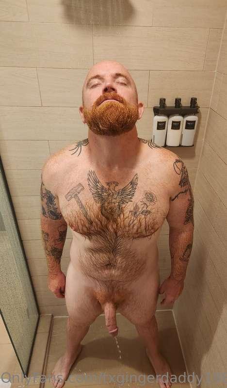 Sure loved this shower in my hotel room this weekend 😁🤤