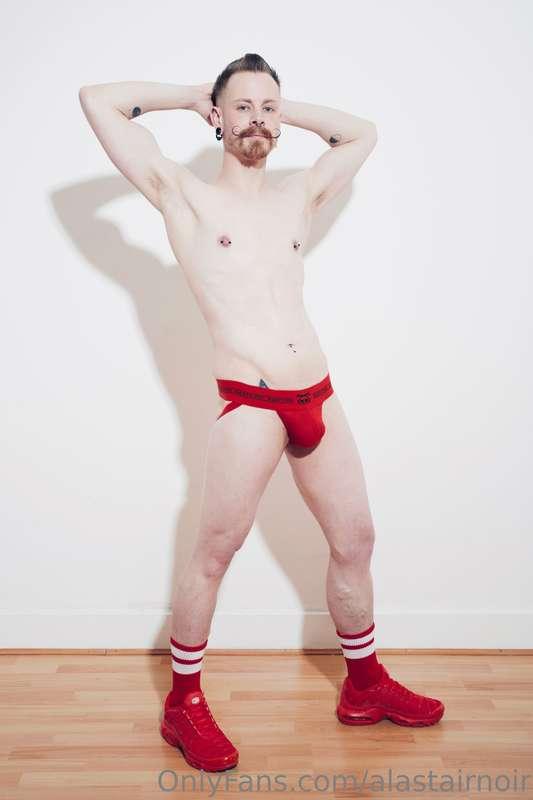 alastairnoir image #3