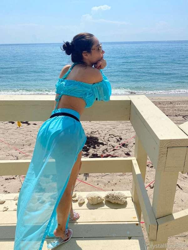 Hey my cutie pies. I'm available to take short custom reques..