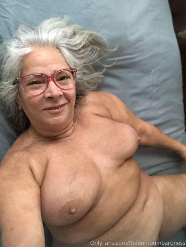 thebumbumbaroness image #11