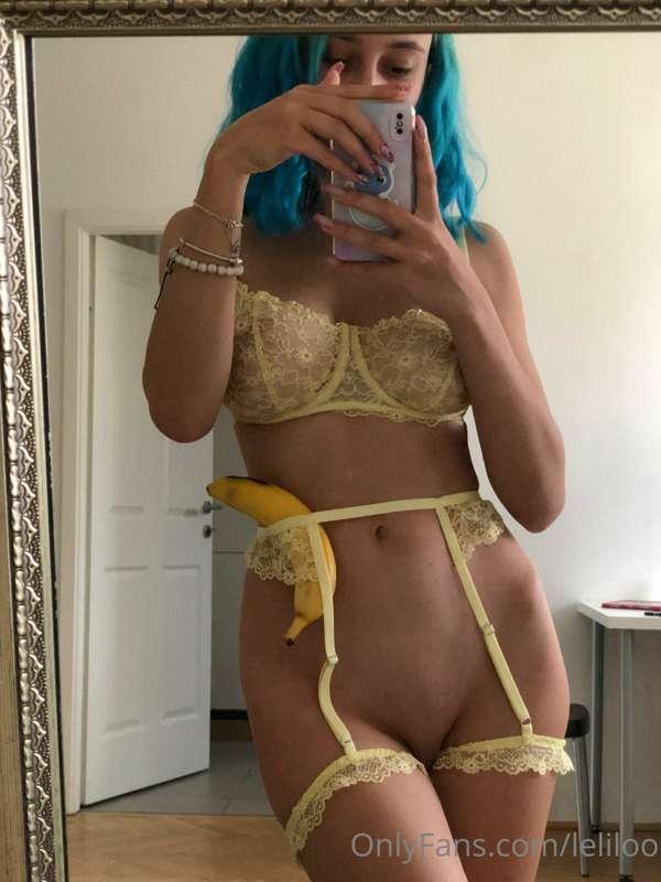 🍌🍌🍌Baby I hope your cock is hard from these hot pics mmmm I ..