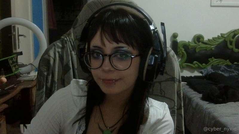 cyber_nyxie image #4
