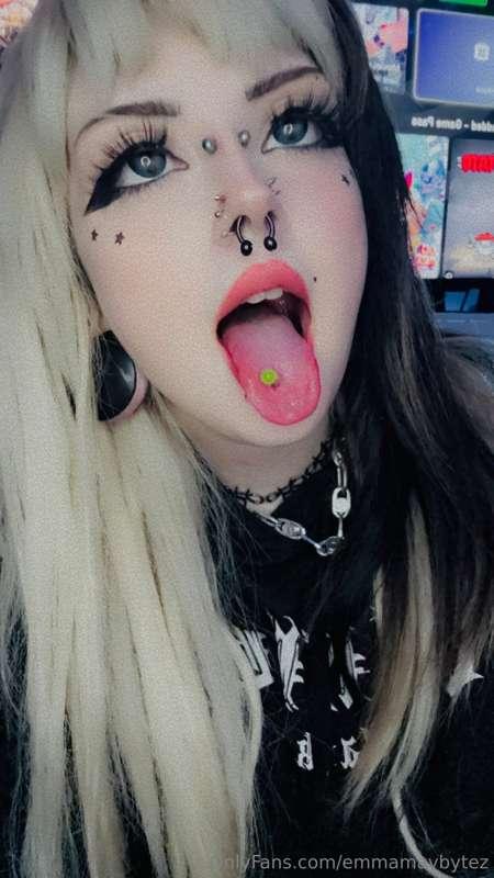 emmamaybytez image #2