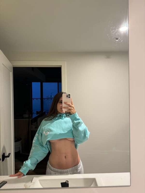 early mornings or late nights? ☁️