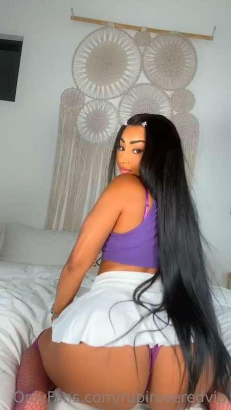 WHO LOVES SURPRISES? 😇DM ME A 🌹 FOR A FREE SURPRISE I never ..