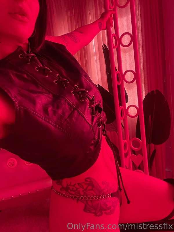 where are all My masochists??