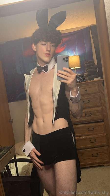 twink_shy image #1