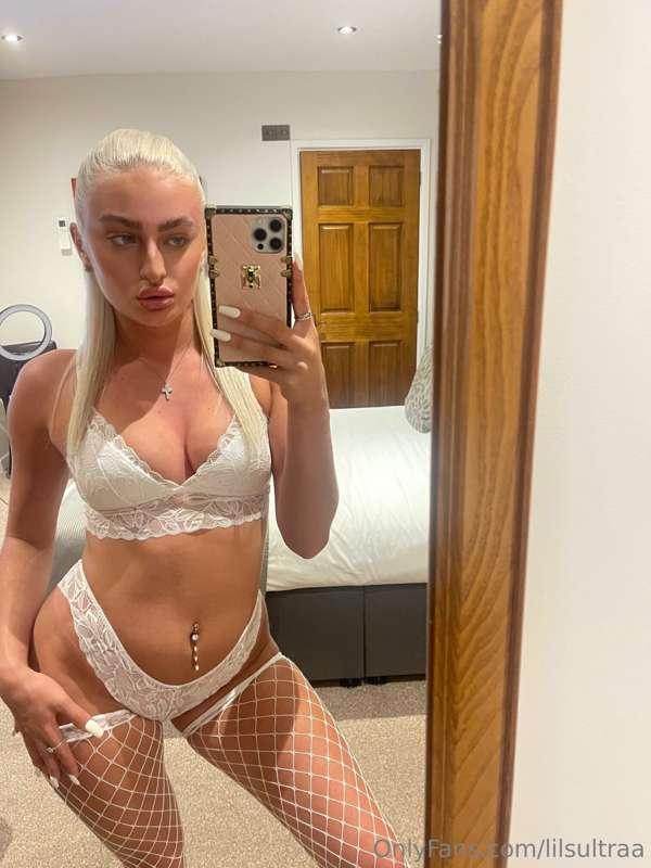 New 7 minute solo video is out now boys 😈