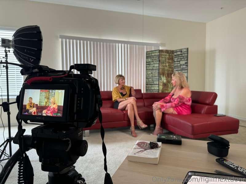 I just had a wonderful interview with my friend @avbgilfgodd..