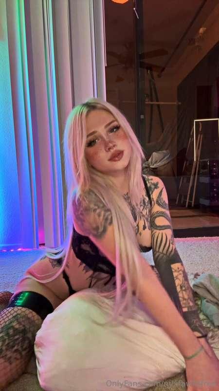 Let me take care of you tonight ♡