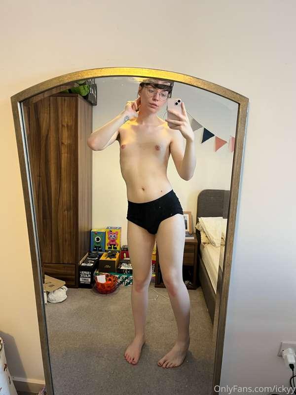 ickyy image #0